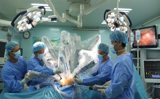 TP.HCM đột phá y tế chuyên sâu: Làm chủ công nghệ phẫu thuật robot