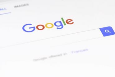 'Google' về sức khỏe dễ dẫn đến rối loạn lo âu